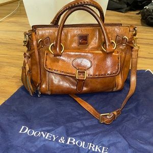 Vintage Dooney & Bourke Crossbody Purse